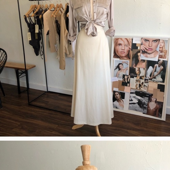 Silky button down - Picture 3 of 7